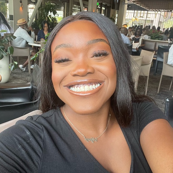 Meet the Posher Other - Meet your Posher, Ngozi